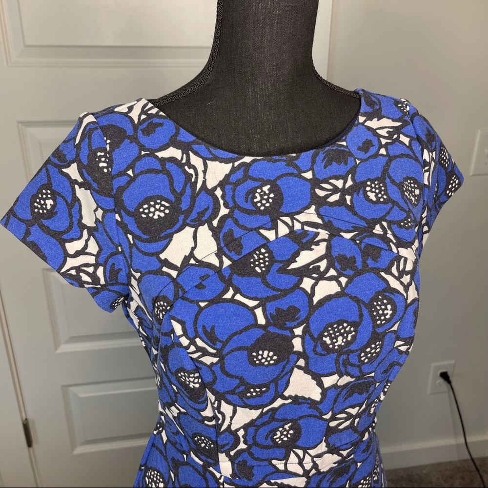 TALBOTS Blue & White Floral Ponte Fitted Midi Dress - Picture 7 of 10
